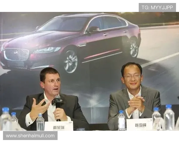 深度对话：周军在英雄联盟世界中的成长与挑战之路